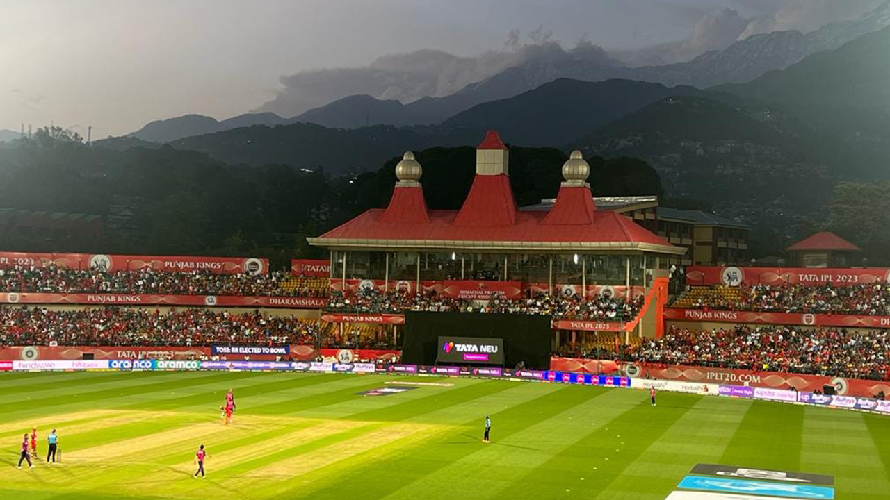 Top 10 Beautiful Cricket Stadium in India