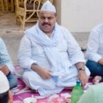 अतीक अहमद का बचाव अखिलेश यादव की मजबूरी